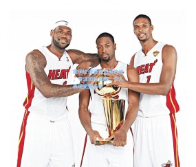 mk官网-霍伊伦谦逊表态引热议，专注团队贡献，个人表现无需多言